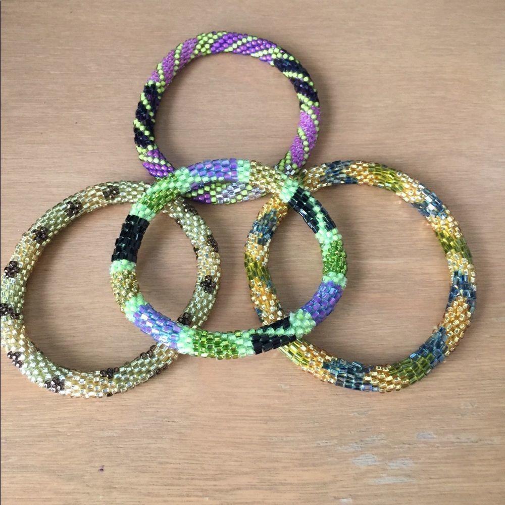 Set of 4 Multicolored‎ Bracelets